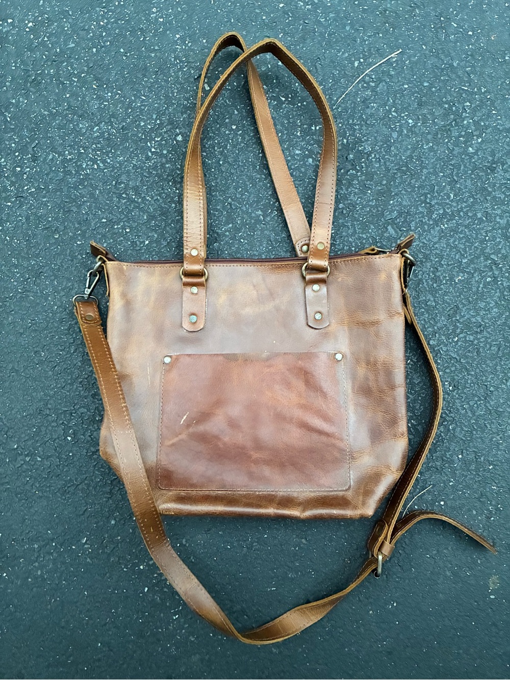 Everyday Crossbody Leather Tote from Bucks Leather Co